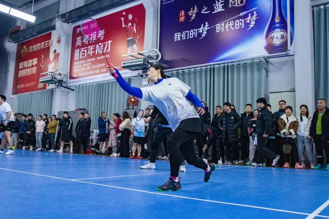关于爆发力十足的比赛，让人目不暇接的信息