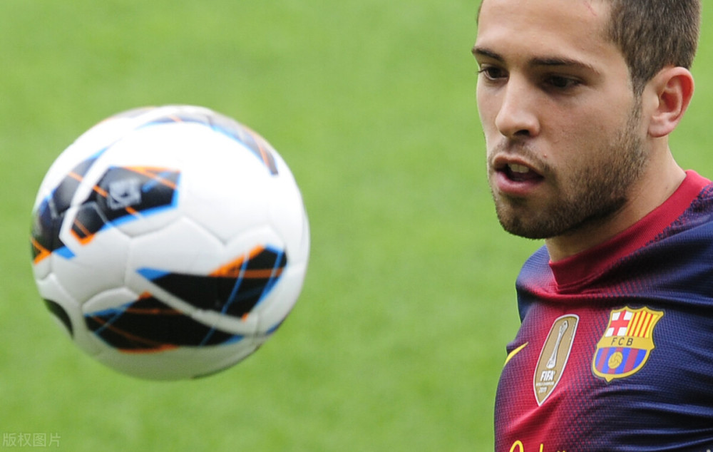 墨西哥逆转秘鲁，阿尔巴送出助攻