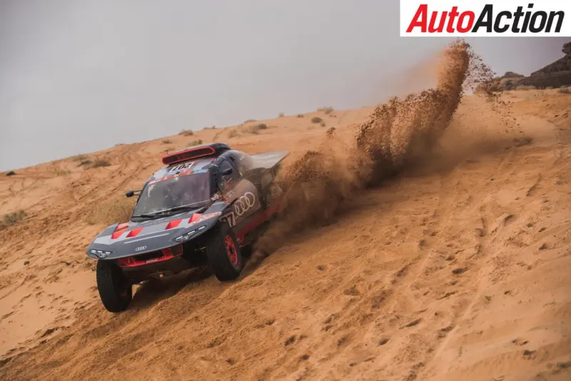 包含索伯车队轻取威廉姆斯，塞恩斯关键制胜的词条